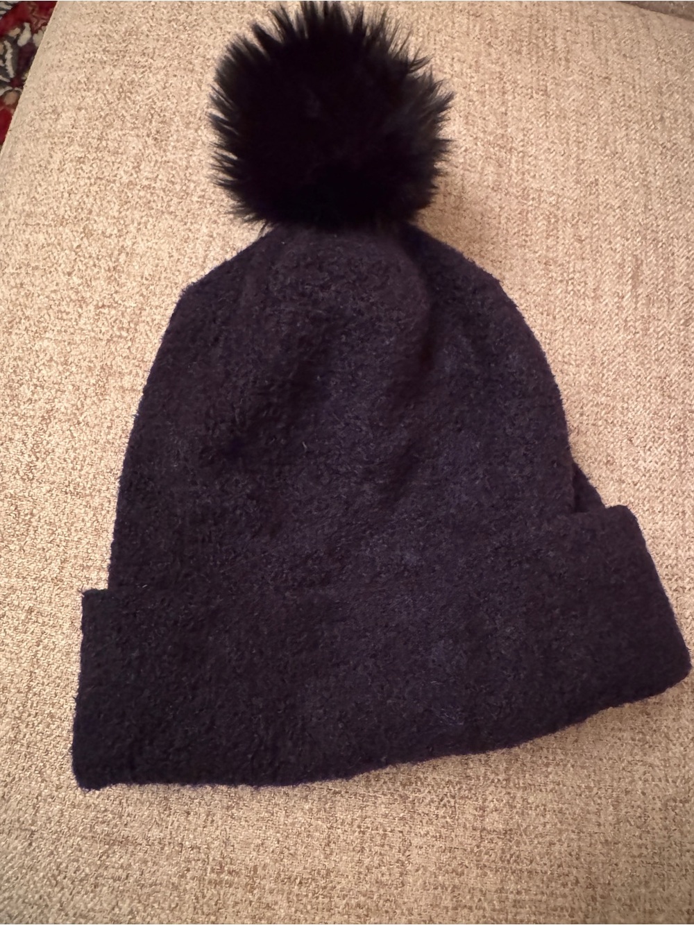 North Face Boucle Beanie with Faux Fur Pom Pom New with Tags